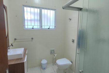 Casa para alugar com 300m², 6 quartos e 2 vagasBanheiro 2