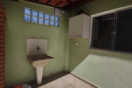 Casa para alugar com 300m², 6 quartos e 2 vagasÁrea de Serviço