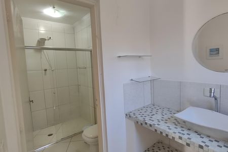 Casa para alugar com 300m², 6 quartos e 2 vagasBanheiro 1