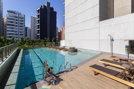 Apartamento para alugar com 145m², 3 quartos e 2 vagasÁrea comum - Piscina