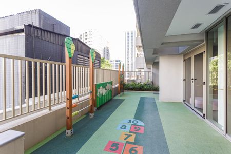 Apartamento para alugar com 145m², 3 quartos e 2 vagasÁrea comum - Playground
