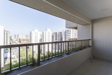Apartamento para alugar com 145m², 3 quartos e 2 vagasVaranda