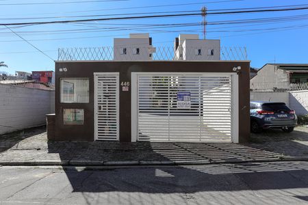Apartamento para alugar com 54m², 2 quartos e 1 vaga Apartamento para alugar com 54m², 2 quartos e 1 vagaFachada