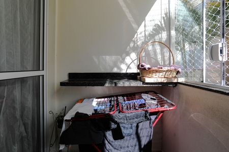 Apartamento para alugar com 54m², 2 quartos e 1 vaga Apartamento para alugar com 54m², 2 quartos e 1 vagaSacada