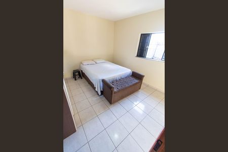 Casa à venda com 166m², 3 quartos e 2 vagas Casa à venda com 166m², 3 quartos e 2 vagasSUITE