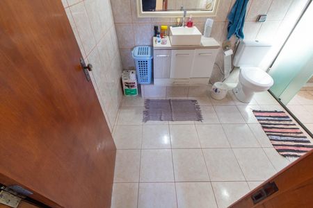 Casa à venda com 166m², 3 quartos e 2 vagas Casa à venda com 166m², 3 quartos e 2 vagasBANHEIRO DA SUITE