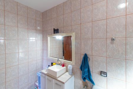 Casa à venda com 166m², 3 quartos e 2 vagas Casa à venda com 166m², 3 quartos e 2 vagasBANHEIRO DA SUITE