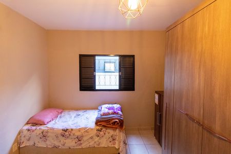 Casa à venda com 166m², 3 quartos e 2 vagas Casa à venda com 166m², 3 quartos e 2 vagasQUARTO 1
