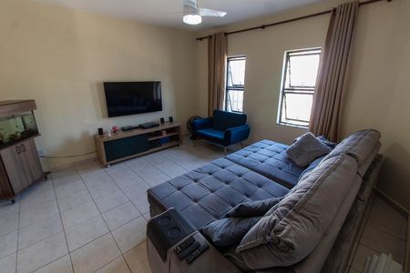 SALA de casa à venda com 3 quartos, 166m² em Loteamento Alphaville Campinas, Campinas