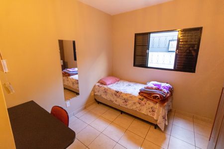 Casa à venda com 166m², 3 quartos e 2 vagas Casa à venda com 166m², 3 quartos e 2 vagasQUARTO 1