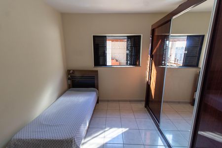 Casa à venda com 166m², 3 quartos e 2 vagas Casa à venda com 166m², 3 quartos e 2 vagasQUARTO 2