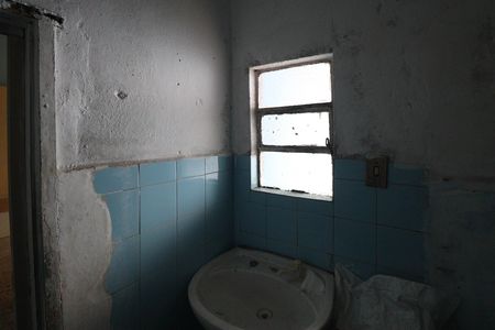 Casa para alugar com 30m², 1 quarto e sem vaga Casa para alugar com 30m², 1 quarto e sem vagaBanheiro