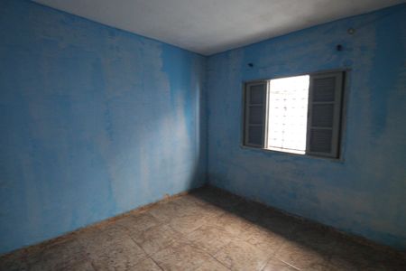 Quarto 1 de casa para alugar com 1 quarto, 30m² em Vila Sabrina, São Paulo