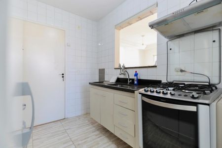 Apartamento à venda com 60m², 2 quartos e 1 vaga Apartamento à venda com 60m², 2 quartos e 1 vagaCozinha