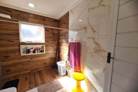 Casa para alugar com 115m², 2 quartos e 2 vagas Casa para alugar com 115m², 2 quartos e 2 vagasBanheiro 1