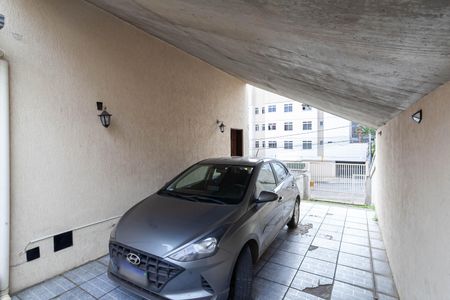Garagem de casa à venda com 3 quartos, 250m² em Castelo, Belo Horizonte
