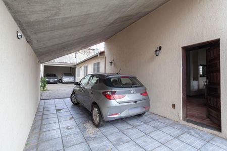 Garagem de casa à venda com 3 quartos, 250m² em Castelo, Belo Horizonte