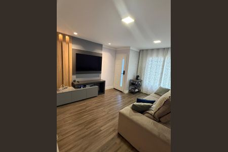 Casa de condomínio à venda com 215m², 3 quartos e 2 vagas Casa de condomínio à venda com 215m², 3 quartos e 2 vagasSala