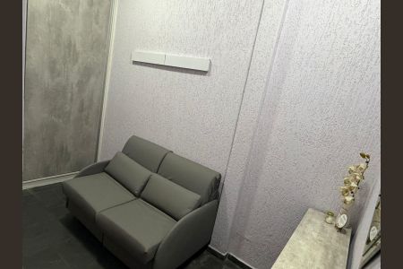 Casa de condomínio à venda com 215m², 3 quartos e 2 vagas Casa de condomínio à venda com 215m², 3 quartos e 2 vagasSala