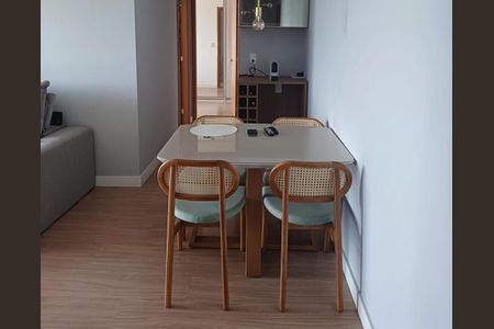 Apartamento para alugar com 69m², 2 quartos e 1 vaga
