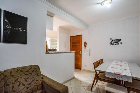 Apartamento à venda com 79m², 3 quartos e 1 vaga Apartamento à venda com 79m², 3 quartos e 1 vagaSala