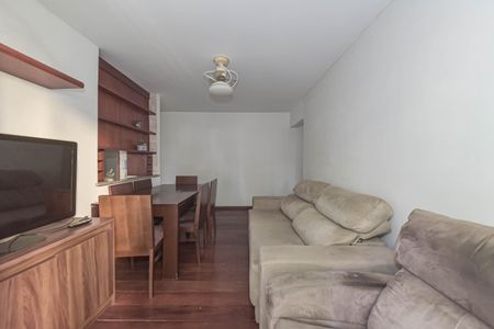 Apartamento para alugar com 61m², 3 quartos e 1 vaga Apartamento para alugar com 61m², 3 quartos e 1 vagaSala