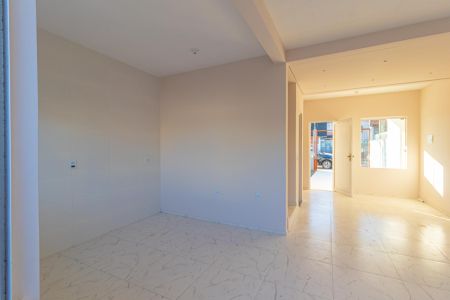 Casa à venda com 114m², 2 quartos e 1 vaga