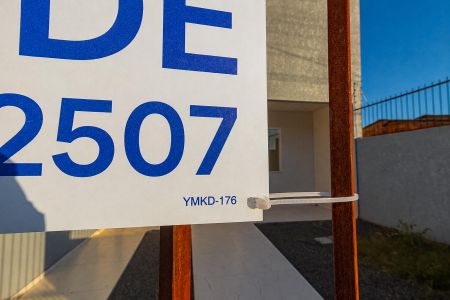 Casa à venda com 114m², 2 quartos e 1 vaga