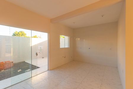 Casa à venda com 114m², 2 quartos e 1 vaga
