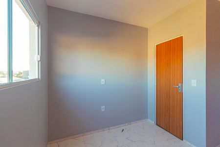 Casa à venda com 114m², 2 quartos e 1 vaga