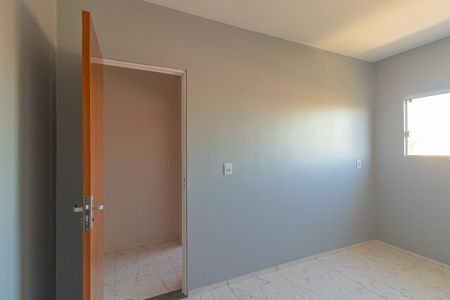 Casa à venda com 114m², 2 quartos e 1 vaga