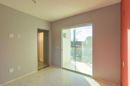 Casa à venda com 114m², 2 quartos e 1 vaga