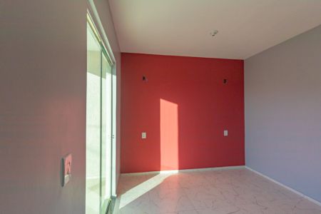 Casa à venda com 114m², 2 quartos e 1 vaga