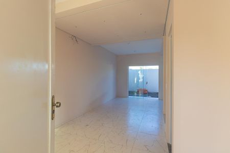 Casa à venda com 114m², 2 quartos e 1 vaga