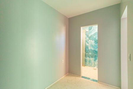Casa à venda com 114m², 2 quartos e 1 vaga