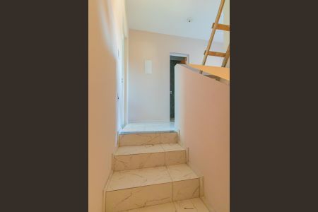 Casa à venda com 114m², 2 quartos e 1 vaga