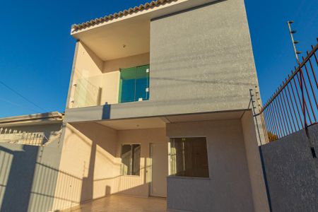 Casa à venda com 114m², 2 quartos e 1 vaga