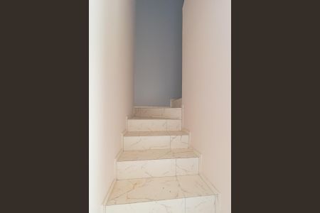 Casa à venda com 114m², 2 quartos e 1 vaga