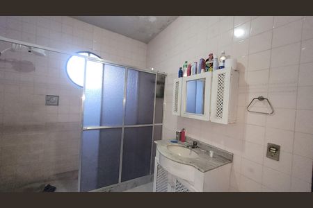 Casa para alugar com 80m², 2 quartos e 1 vaga Casa para alugar com 80m², 2 quartos e 1 vagaBanheiro da Suíte