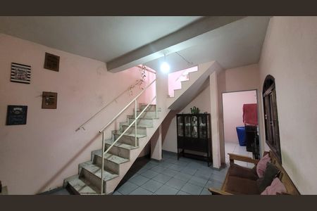 Casa para alugar com 80m², 2 quartos e 1 vaga Casa para alugar com 80m², 2 quartos e 1 vagaSala