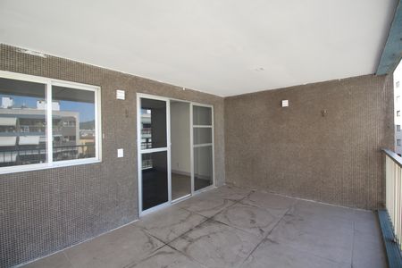 Sala - Varanda de apartamento para alugar com 3 quartos, 105m² em Jacarepaguá, Rio de Janeiro