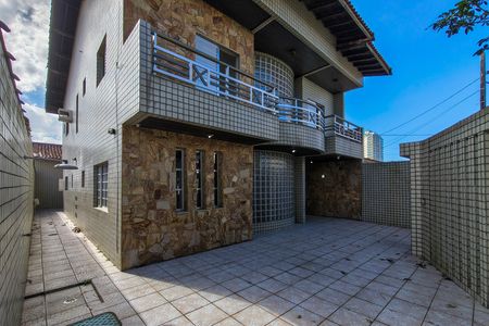Casa para alugar com 270m², 4 quartos e 4 vagas Casa para alugar com 270m², 4 quartos e 4 vagasGaragem