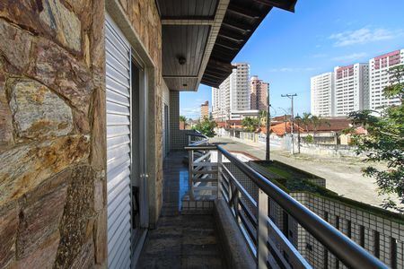 Casa para alugar com 270m², 4 quartos e 4 vagas Casa para alugar com 270m², 4 quartos e 4 vagasSacada