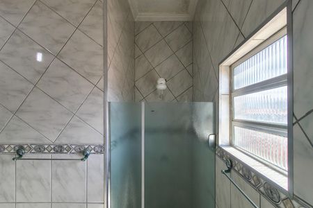 Casa para alugar com 270m², 4 quartos e 4 vagas Casa para alugar com 270m², 4 quartos e 4 vagasBanheiro da Suíte 2