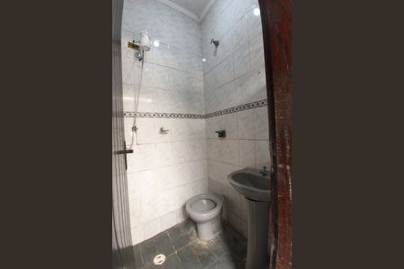 Casa para alugar com 270m², 4 quartos e 4 vagas Casa para alugar com 270m², 4 quartos e 4 vagasBanheiro 2