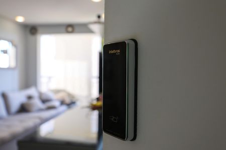 Apartamento à venda com 50m², 2 quartos e 1 vaga Apartamento à venda com 50m², 2 quartos e 1 vagaFechadura