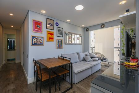 Sala de apartamento para alugar com 2 quartos, 50m² em Jardim Caboré, São Paulo