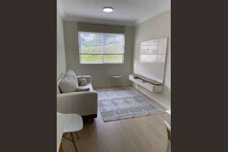 Sala de apartamento à venda com 2 quartos, 59m² em Jardim Santo André, Santo André