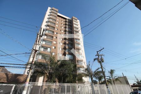 Apartamento para alugar com 58m², 2 quartos e 1 vaga Apartamento para alugar com 58m², 2 quartos e 1 vagaFachada