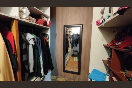 Casa à venda com 350m², 5 quartos e 4 vagasCloset da Suíte
